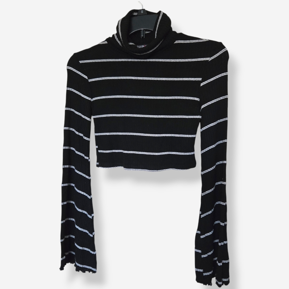 FASHION NOVA Black and White Long Sleeves Turtleneck Crop Top Small